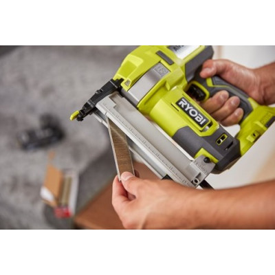 Гвоздезабиватель аккумуляторный Ryobi R18GN18-0 18В ONE+ гвозди 15-50мм 2.4кг без АКБ и ЗУ (5133005136)
