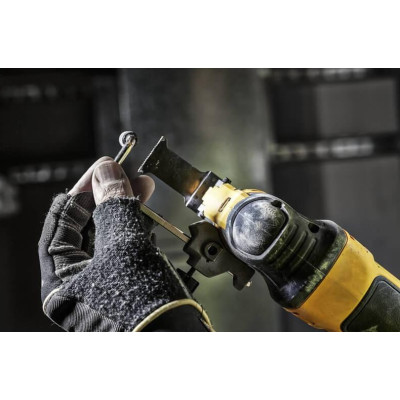 Багатофункціональний інструмент мережевий DeWalt 300Bт 0-22000кол/хв 1.5кг Багатофункціональний інструмент мережевий DeWalt 300Bт 0-22000кол/хв 1.5кг