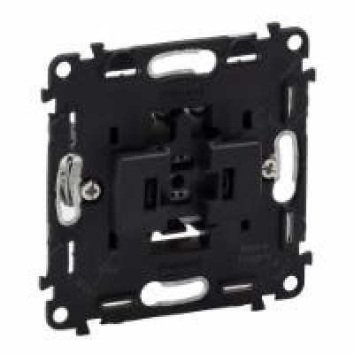 Вимикач кнопковий Legrand Valena, IN*MATIC, автоматичні клеми Вимикач кнопковий Legrand Valena, IN*MATIC, автоматичні клеми