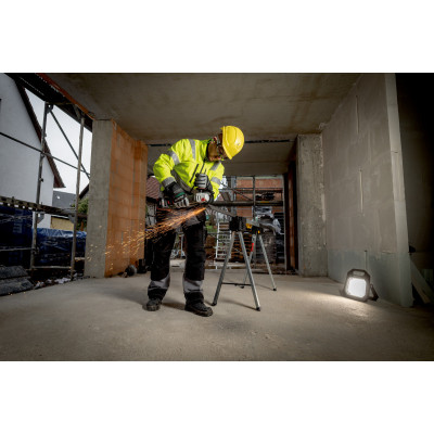 Шліфмашина кутова акумуляторна Metabo WVB 18 LT BL 11-125 Quick 125мм 18В 2х5.5А·год 2800-10000об/хв 1.8кг Шліфмашина кутова акумуляторна Metabo WVB 18 LT BL 11-125 Quick 125мм 18В 2х5.5А·год 2800-10000об/хв 1.8кг