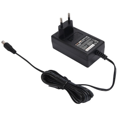 Зарядний пристрій SEQUOIA SC2015-UNI 20В 1.5А 0.13кг