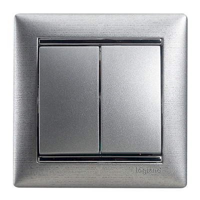Вимикач 2-клавішний Legrand Valena Classic, 10АХ, 250V, автоматичні клеми, алюміній