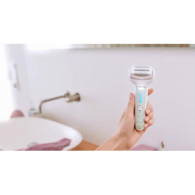 Епілятор Panasonic пінцетний, акумуляторний , пінцет.-60, волог.+сух., насадок-4, футляр , салатово-білий