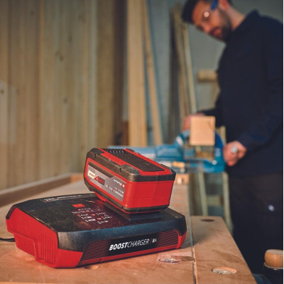 Einhell Зарядний пристрій PXC Boostcharger 3A PXC, 18В, 8А, 0.83кг
