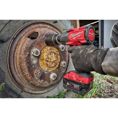Гайковерт ударний акумуляторний Milwaukee M18 FMTIW2F12-502X 18В АКБ 2х5А·год 0-2575об/хв 881Нм 1/2