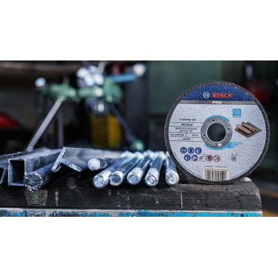 Диск відрізний Bosch Professional для металу 125x2.5x22.23мм Диск відрізний Bosch Professional для металу 125x2.5x22.23мм