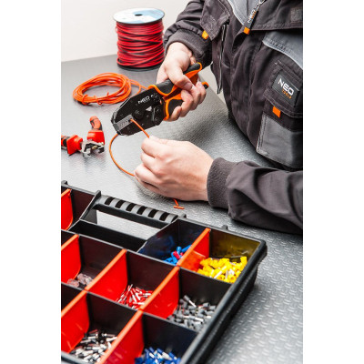 Neo Tools Кліщі обтискні, для обтиску наконечників 0.5-16мм кв., 2 змінних губок, 220мм, CrMo Neo Tools Кліщі обтискні, для обтиску наконечників 0.5-16мм кв., 2 змінних губок, 220мм, CrMo