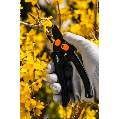 Секатор контактний Neo Tools, d різу 15мм, 185мм, 169г Секатор контактний Neo Tools, d різу 15мм, 185мм, 169г