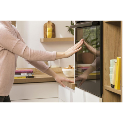 Духова шафа Gorenje електрична, 77л, A+, пара, дисплей, піроліз, чорний