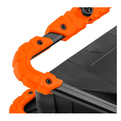 Neo Tools Прожектор на батарейках, трикутний, ААх4, 22x220x45мм , 800лм, 10Вт, 3 функції освітлення, біле/червоне світло Neo Tools Прожектор на батарейках, трикутний, ААх4, 22x220x45мм , 800лм, 10Вт, 3 функції освітлення, біле/червоне світло