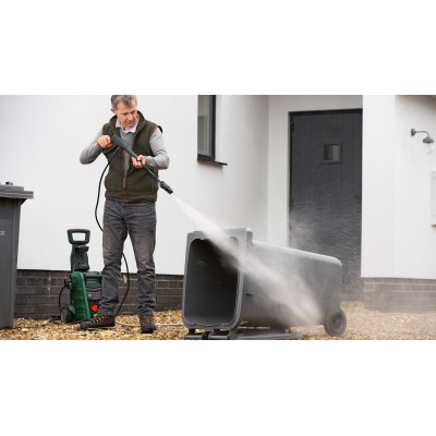 Минимойка высокого давления Bosch UniversalAquatak 135, 1900Вт, 135бар, 410л/ч, насадка 3в1, 7.9кг (0.600.8A7.C00)