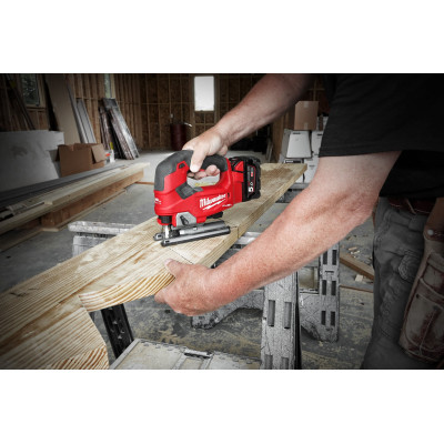 Лобзик акумуляторний Milwaukee M18 FJS-0X 18В 3500об/хв хід 25мм кейс 2.9кг без АКБ та ЗП Лобзик акумуляторний Milwaukee M18 FJS-0X 18В 3500об/хв хід 25мм кейс 2.9кг без АКБ та ЗП