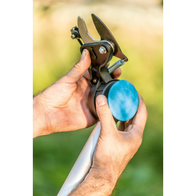 Сучкоріз площинний, висотний Cellfast IDEAL, телескопічний, d різу 25мм, 200см, 1200гр (40-416) Сучкоріз площинний, висотний Cellfast IDEAL, телескопічний, d різу 25мм, 200см, 1200гр (40-416)