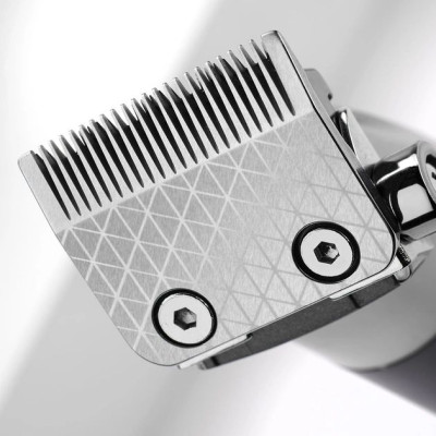 Машинка для стриження Babyliss Super-X Metal Series, мережа+акум., вібраційний мотор, насадок-10, кейс, чохол, гребінець у компл., сталь, сірий Машинка для стриження Babyliss Super-X Metal Series, мережа+акум., вібраційний мотор, насадок-10, кейс, чохол, гребінець у компл., сталь, сірий