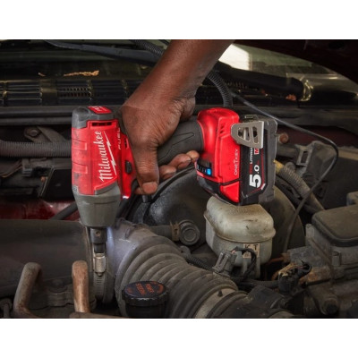 Гайковерт високомоментний акумуляторний Milwaukee M18 FUEL ONE-KEY 18В 702-1627Нм 0-1800об/хв 3/4