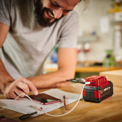 Einhell Зарядний пристрій USB для акумуляторів TE-CP 18 Li USB - Solo акум., PXC, 18В, 2хUSB, 1А/2.1А, 0.06 кг