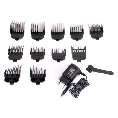 Машинка для стрижки Remington Virtually Indestructible, мережа+акум., насадок-11, сталь, сріблястий Машинка для стрижки Remington Virtually Indestructible, мережа+акум., насадок-11, сталь, сріблястий