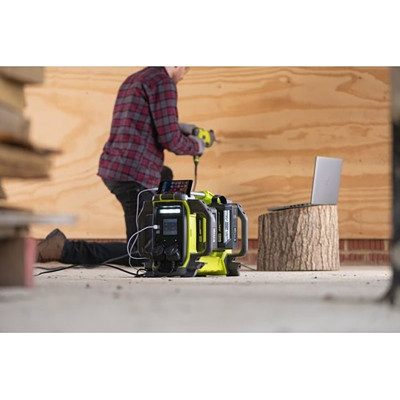 Инвертор напряжения аккумуляторный Ryobi RY36BI1800A-0, 36В MAX POWER, 1800Вт (3000 Вт пиковая), без АКБ (5133004942)