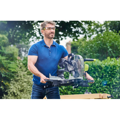 Ryobi Пила торцювальна RMS18254X-0, акумуляторна, 18В ONE+ НР, з протяжкою, диск 254мм, 14кг, без АКБ та ЗП Ryobi Пила торцювальна RMS18254X-0, акумуляторна, 18В ONE+ НР, з протяжкою, диск 254мм, 14кг, без АКБ та ЗП