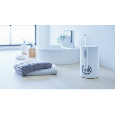 Іригатор Panasonic стаціонарний, чаша 600 мл, від мережі , білий Іригатор Panasonic стаціонарний, чаша 600 мл, від мережі , білий