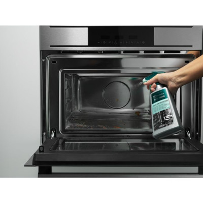 Спрей Electrolux для очистки духовых и микроволновых печей, 300мл (M3OCS300)
