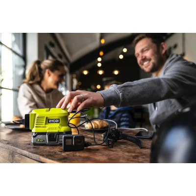 Инвертор напряжения аккумуляторный Ryobi ONE+ RY18BI150A-0, 220 Вольт, 150Вт/300Вт пиковая, (без АКБ и ЗУ)