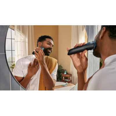 Тример Philips Series 5000, для бороди і вусів, акум., сталь, чорний Тример Philips Series 5000, для бороди і вусів, акум., сталь, чорний