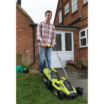 Газонокосилка Ryobi RLM13E33S 1300Вт 33см 35л 20-60мм EasyEdge 9кг (5133002343)