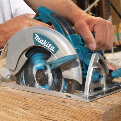 Пила дисковая Makita 5008MG 1800Вт 210мм 5.1кг