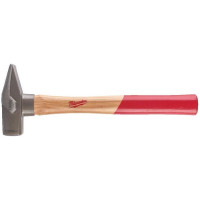 Молоток слюсарний Milwaukee 1000г руків'я дерев'яне Молоток слюсарний Milwaukee 1000г руків'я дерев'яне