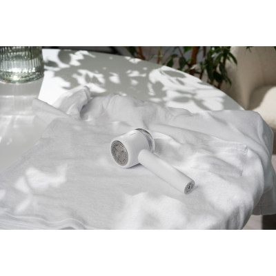 Машинка для очистки одежды Ardesto LSH-Y1 с функцией зарядки USB Type-C (LSH-Y1) Машинка для очистки одежды Ardesto LSH-Y1 с функцией зарядки USB Type-C (LSH-Y1)