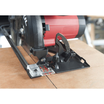 Пила дискова SKIL 5830 AA 1400Вт 190х16мм 3.8кг Пила дискова SKIL 5830 AA 1400Вт 190х16мм 3.8кг