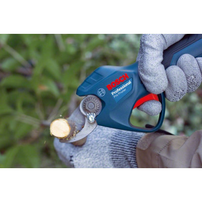 Секатор аккумуляторный Bosch Pro Pruner, 12В, d реза 25мм, 1000гр, без АКБ и ЗУ (0.601.9K1.020)