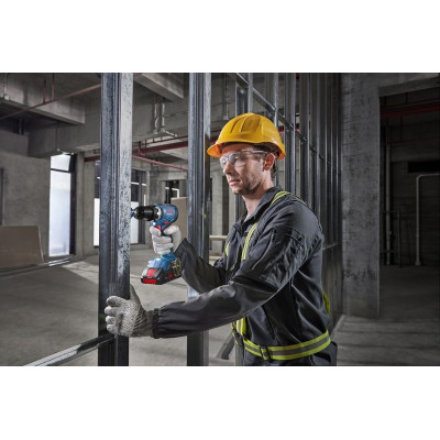 Шурупокрут-дриль акумуляторний Bosch Professional GSR 18V-65 18В 21·55Нм 0-550·0-2100об/хв кейс 1.06кг без АКБ та ЗП