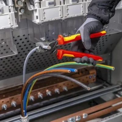 Кабелеріз KNIPEX, StepCut XL діелектричний, 225мм, фосфатовані, 0.325кг