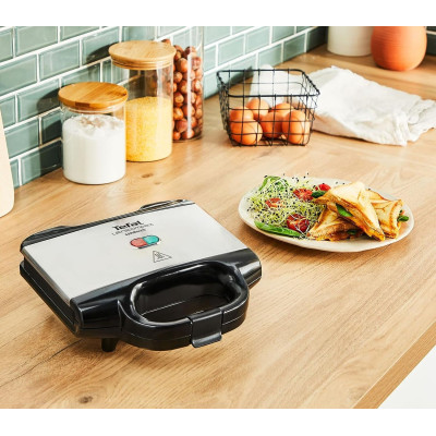 Сендвічмейкер Tefal Ultracompact 700Вт, 1 пластина-сендвіч, корпус-нержав.сталь/пластик, чорний