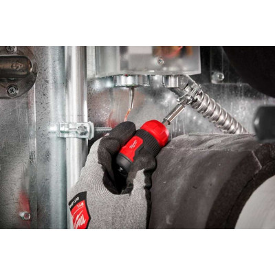 Викрутка Milwaukee, 8 насадок, руків'я двокомпонентне, PH1,PH2,PZ1,PZ2,T15,SL 0.6x4.5,SL 1.2x6.5мм Викрутка Milwaukee, 8 насадок, руків'я двокомпонентне, PH1,PH2,PZ1,PZ2,T15,SL 0.6x4.5,SL 1.2x6.5мм