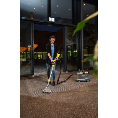 Пылесос профессиональный моющий Karcher Puzzi 8/1 Adv 1200Вт 270мБар контейнер 8/7л 8.6кг