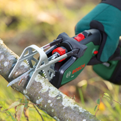 Пила сабельная аккумуляторная Bosch KEO 18В 1х2А·час пропил 80мм ход 20мм 1.4кг Пила сабельная аккумуляторная Bosch KEO 18В 1х2А·час пропил 80мм ход 20мм 1.4кг