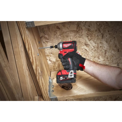 Гвинтоверт ударний акумуляторний Milwaukee M18 BLID2-0X 18В 1700-3400об/хв 180Нм кейс 1.7кг без АКБ та ЗП Гвинтоверт ударний акумуляторний Milwaukee M18 BLID2-0X 18В 1700-3400об/хв 180Нм кейс 1.7кг без АКБ та ЗП