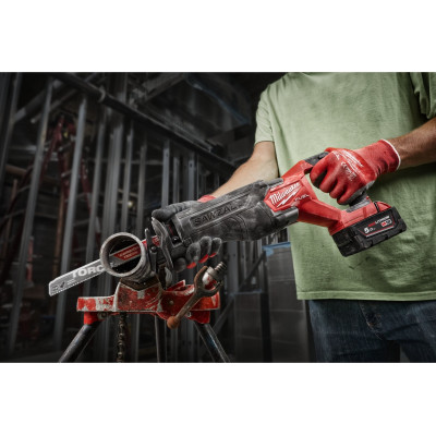 Пила шабельна акумуляторна Milwaukee M18 FUEL ONE-KEY 18В пропил 300мм хід 32мм 3.8кг без АКБ та ЗП