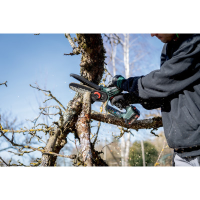 Пила ланцюгова акумуляторна Metabo MS 18 LTX 15 18В 1х2А·год шина 15см 5м/сек 2кг Пила ланцюгова акумуляторна Metabo MS 18 LTX 15 18В 1х2А·год шина 15см 5м/сек 2кг