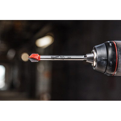 Свердло по кахелю та склу Milwaukee GENII, 10х95мм Свердло по кахелю та склу Milwaukee GENII, 10х95мм