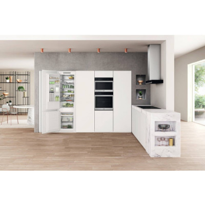 Холодильник Whirlpool вбудований з нижн. мороз., 193,5x54х54, холод.відд.-212л, мороз.відд.-68л, 2дв., А+, NF, інв., зона нульова, білий