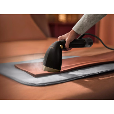 Відпарювач PHILIPS компактний, 1500Вт, 100 и 200мл, постійна пара - 28гр, керам. підошва, чорний Відпарювач PHILIPS компактний, 1500Вт, 100 и 200мл, постійна пара - 28гр, керам. підошва, чорний