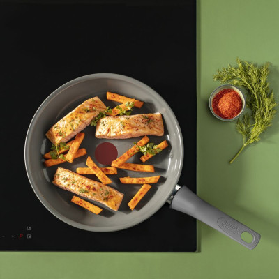 Сотейник з кришкою Tefal Renewal, 24см, алюміній, бакеліт, скло, чірий (C4263243)