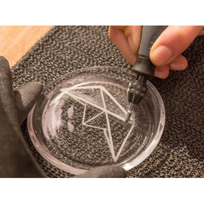 Шліфмашина шліфувально-гравірувальна Dremel Stylo+ 2050-15 9Вт 5000-22000об/хв 15 насадок 16см 0.11кг