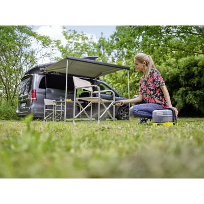 Минимойка низкого давления Karcher OC 3 PLUS CAR, 5бар, 120л/ч, шланг 2.8м, бак для воды 7л, вес 2.2кг(1.680-034.0)