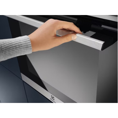 Electrolux Духова шафа електрична, 65л EOF5H40BX