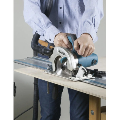 Makita Пила дискова HS6601, 1050Вт, 165 мм, 3.7кг